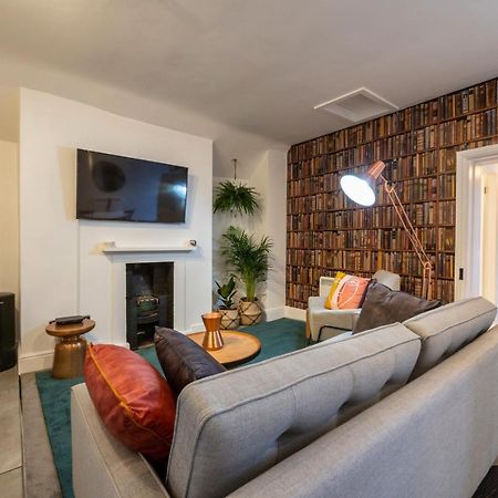 Contemporary Apartment On The Historic Rows Chester Exterior foto