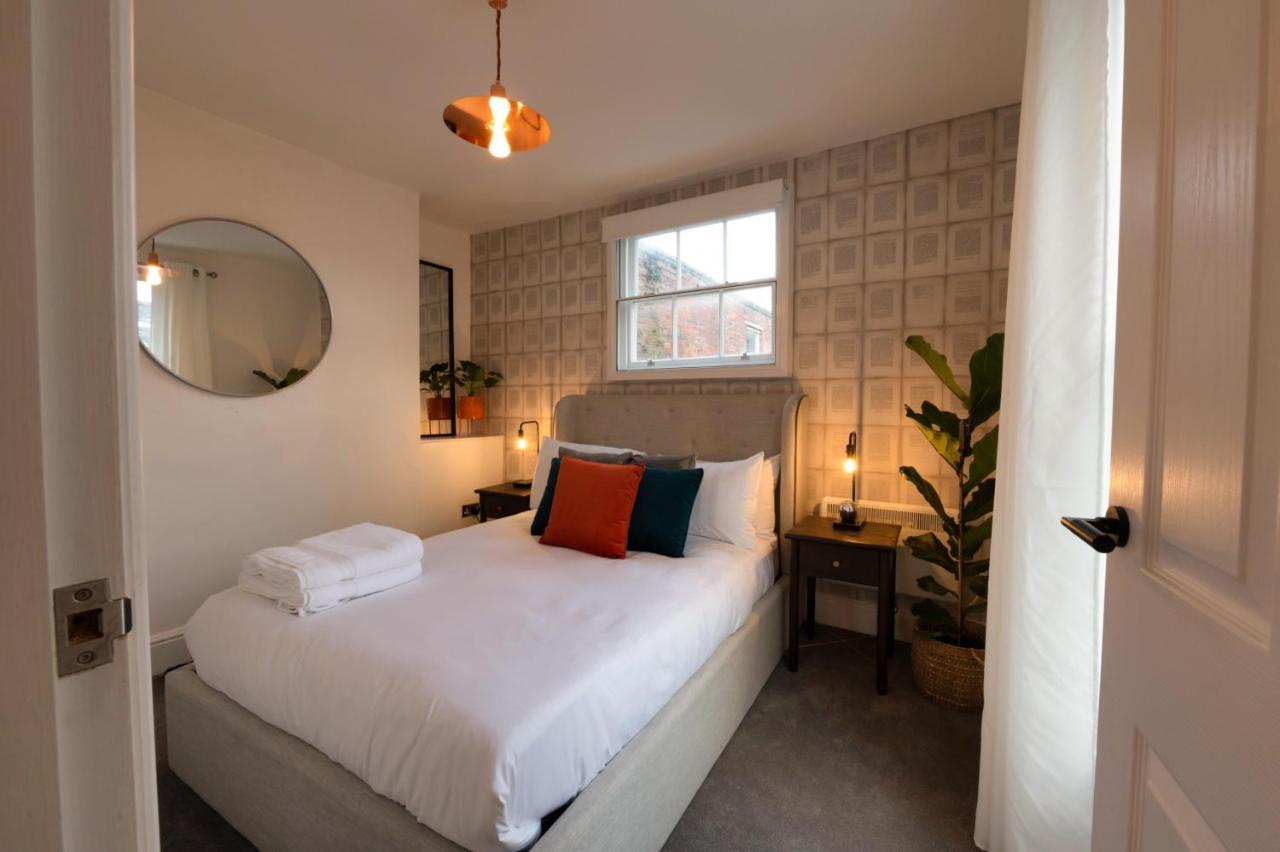 Contemporary Apartment On The Historic Rows Chester Exterior foto